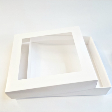 Pudełko białe, perłowe z...