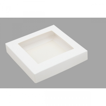 Pudełko białe z okienkiem...